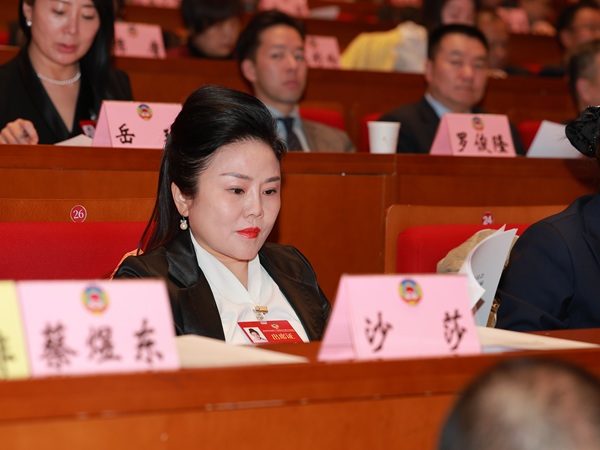 【熱點(diǎn)建言】（有文）沙莎委員：推動(dòng)我省文(1430132)-20250120101105.jpg