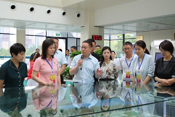 （順序4）市政協(xié)調(diào)研中醫(yī)藥服務(wù)能力建設(shè)情(1450178)-20250214091901.jpg