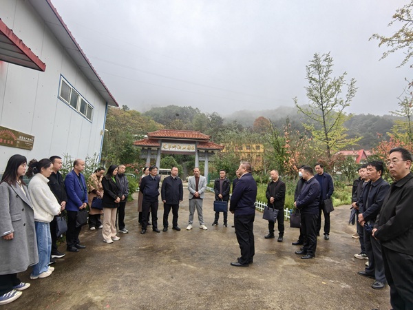 1763604023797809.jpg (排序2)縣政協組織政協委員和相關部門調(1762825)-20251120095737.jpg