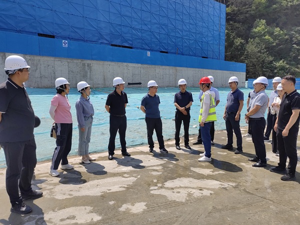 1763604038417666.jpg 縣政協組織政協委員對全縣城鎮建筑垃圾處理(1762822)-20251120095743.jpg